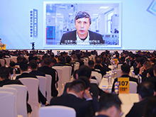 簽約諾貝爾獎得主,超威集團發(fā)布三大單品電池